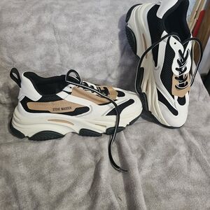 Steve Madden Monochrome Athletic Shoes